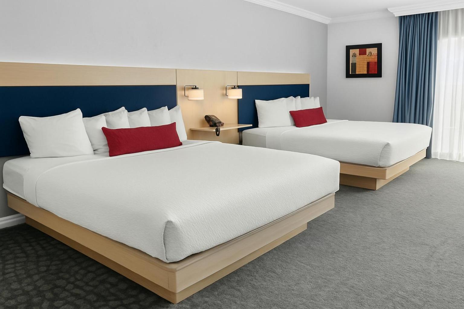 The Live Hotel 3*